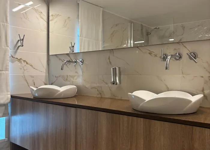 Ξενοδοχείο με διαμερίσματα Tuck Λάρνακα