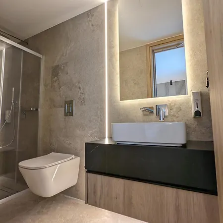 Tuck Aparthotel Larnaca