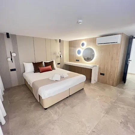 Tuck Aparthotel 3*