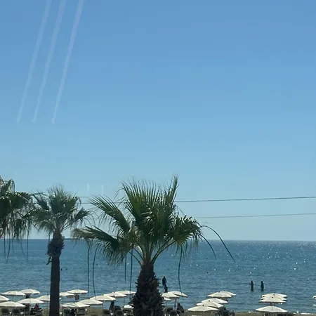 Tuck Aparthotel Larnaca