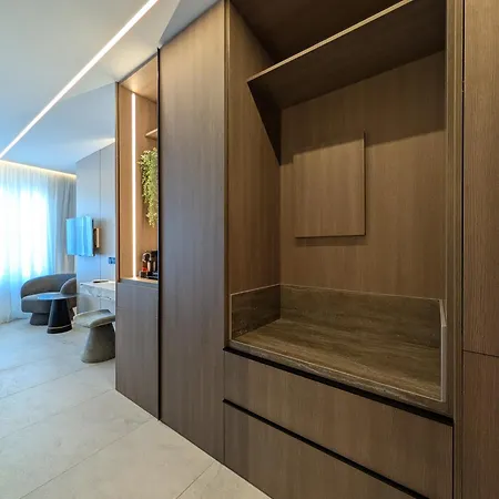 Ξενοδοχείο με διαμερίσματα Tuck 4*