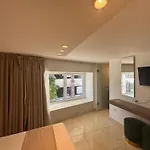 Tuck 4*